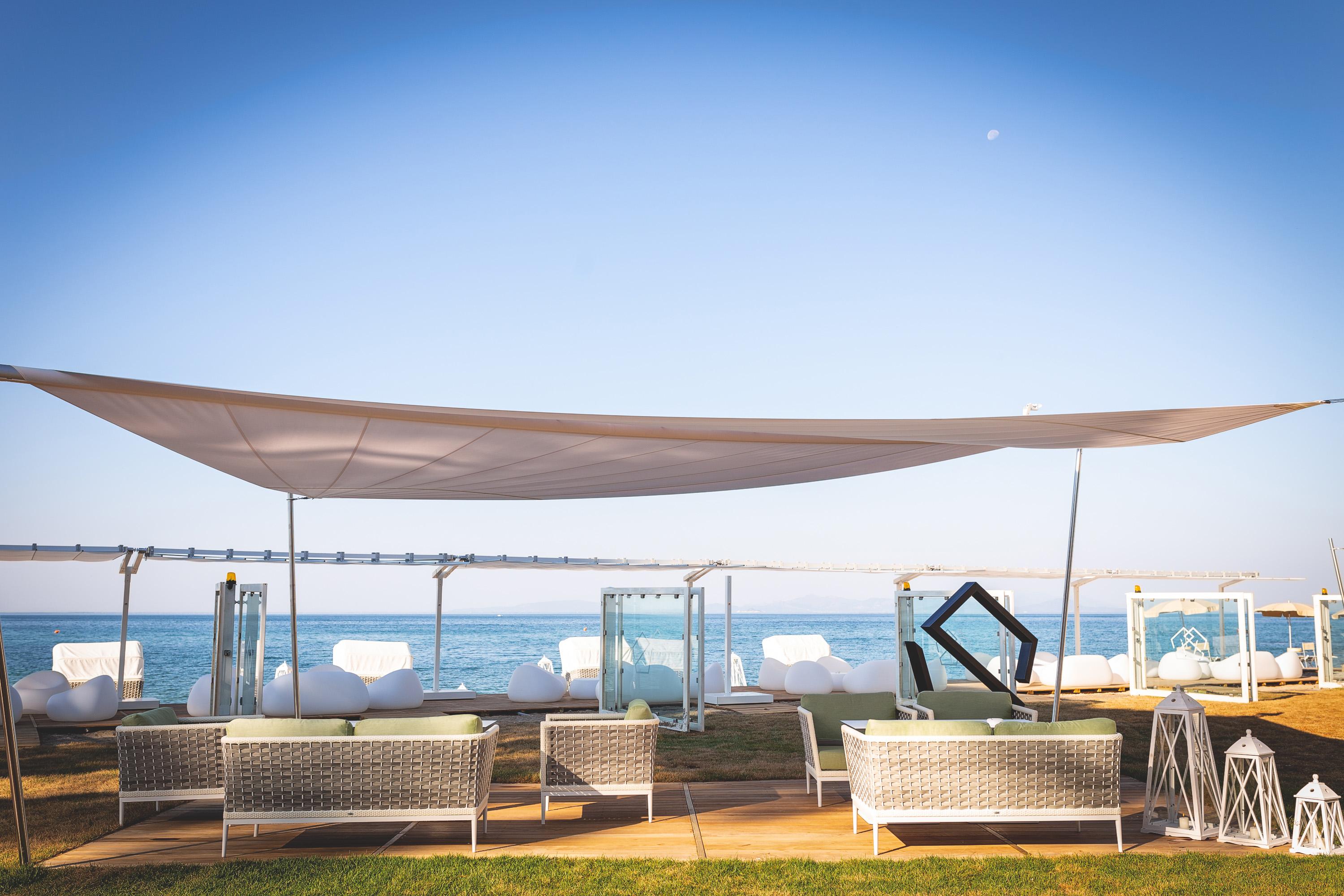 The Sense Experience Resort Follonica Exterior foto The beach at the hotel